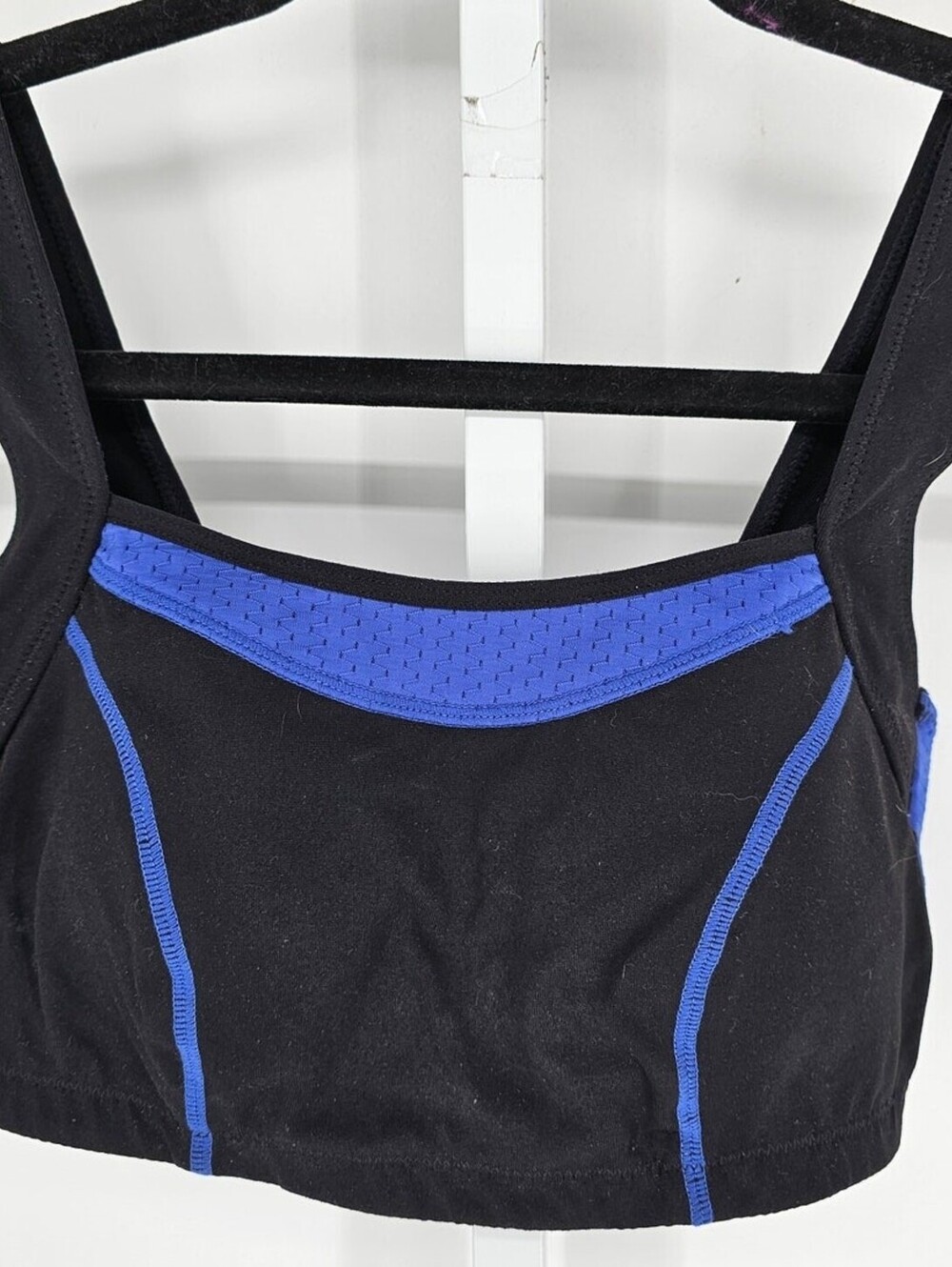 Fashion Forms Womens Sz S Medium Impact Sports Bra Black w/ Blue Trim